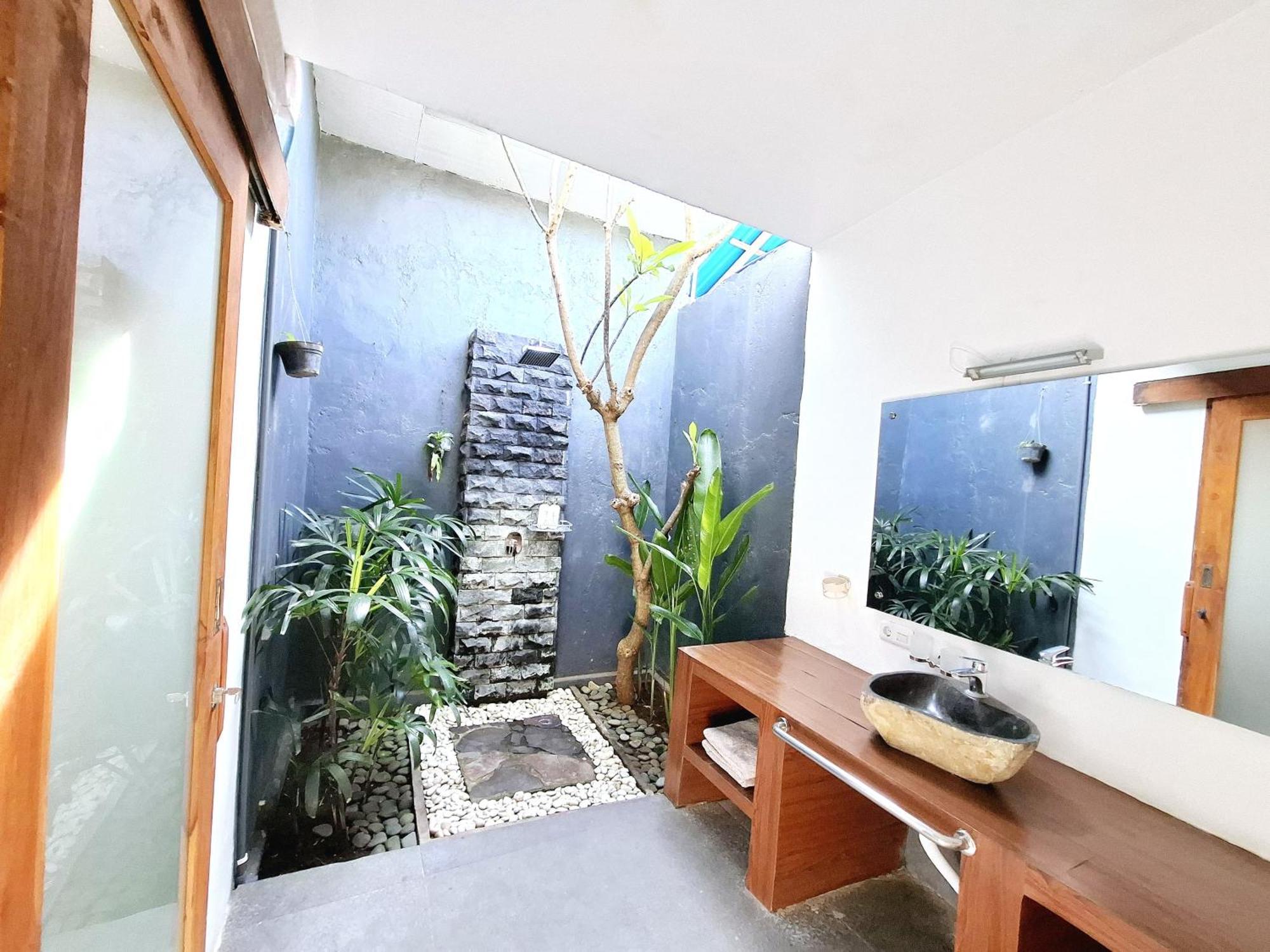 Villa Manayasa لوفينا المظهر الخارجي الصورة